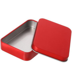 Caja de metal recipiente roja